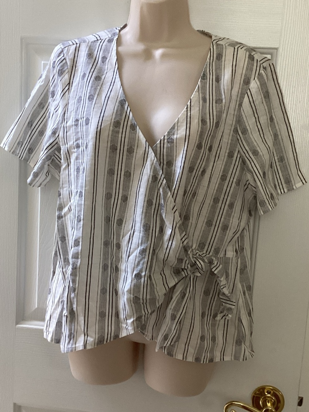 Madison wrap blouse Cottagecore Farmhouse Boho chic size XL